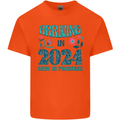 Arriving 2024 New Baby Pregnancy Pregnant Kids T-Shirt Childrens Orange