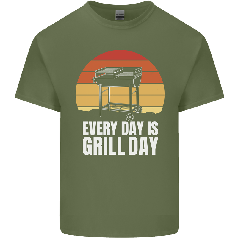 Every Days a Grill Day Funny BBQ Retirement Mens Cotton T-Shirt Tee Top Military Green