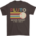 Pluto Never Forget Space Astronomy Planet Mens T-Shirt Cotton Gildan Dark Chocolate