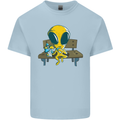 An Alien Eating Magic Mushrooms LSD Mens Cotton T-Shirt Tee Top Light Blue