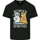 An Owl & Cat Book Reading Bookworm Mens V-Neck Cotton T-Shirt Black