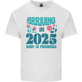 Arriving 2025 New Baby Pregnancy Pregnant Mens Cotton T-Shirt Tee Top White
