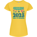 Arriving 2025 New Baby Pregnancy Pregnant Womens Petite Cut T-Shirt Yellow