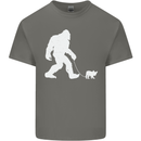 Bigfoot Walking a Dog Funny Yeti Mens Cotton T-Shirt Tee Top Charcoal
