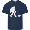 Bigfoot Walking a Dog Funny Yeti Mens Cotton T-Shirt Tee Top Navy Blue