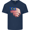 Curled Malaysia Flag Malaysian Day Football Mens V-Neck Cotton T-Shirt Navy Blue