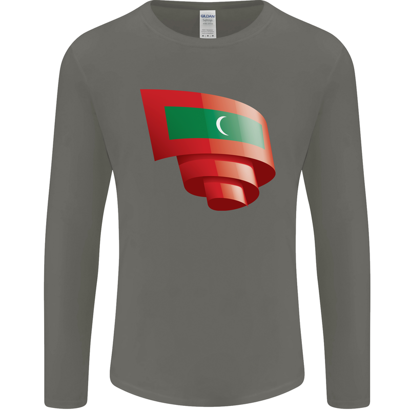 Curled Maldives Flag Maldivian Day Football Mens Long Sleeve T-Shirt Charcoal