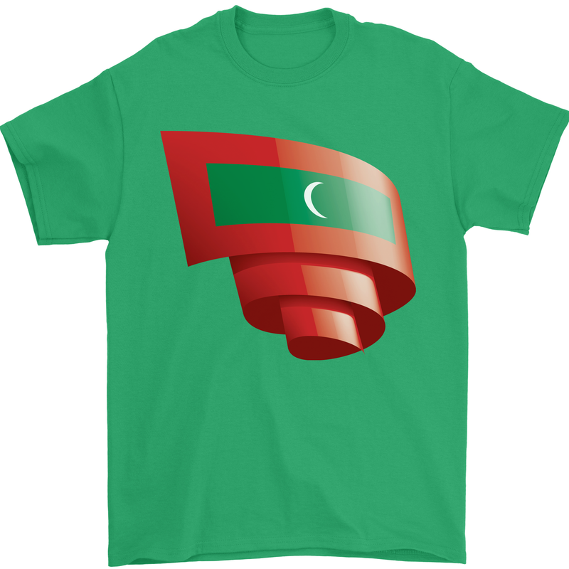 Curled Maldives Flag Maldivian Day Football Mens T-Shirt 100% Cotton Irish Green