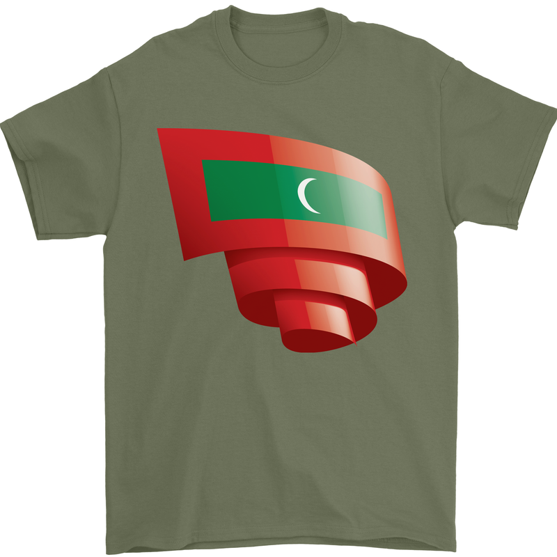 Curled Maldives Flag Maldivian Day Football Mens T-Shirt 100% Cotton Military Green