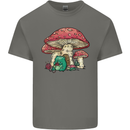 Frog Knitting Under a Mushroom Foraging Nature Mens Cotton T-Shirt Tee Top Charcoal