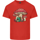 Frog Knitting Under a Mushroom Foraging Nature Mens Cotton T-Shirt Tee Top Red