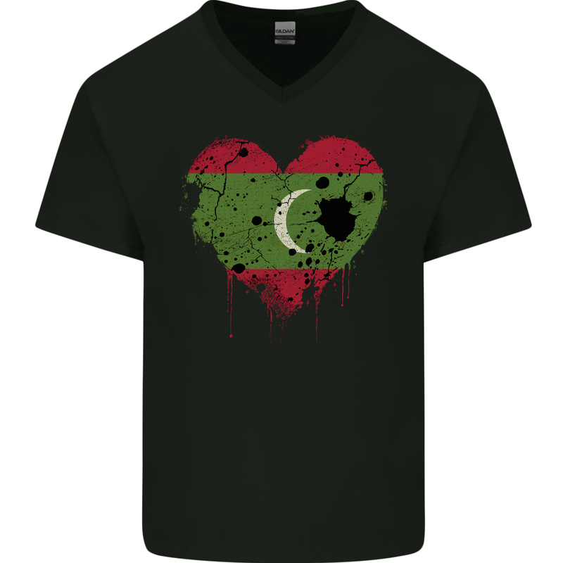Love Maldives Flag Maldivian Day Football Mens V-Neck Cotton T-Shirt Black