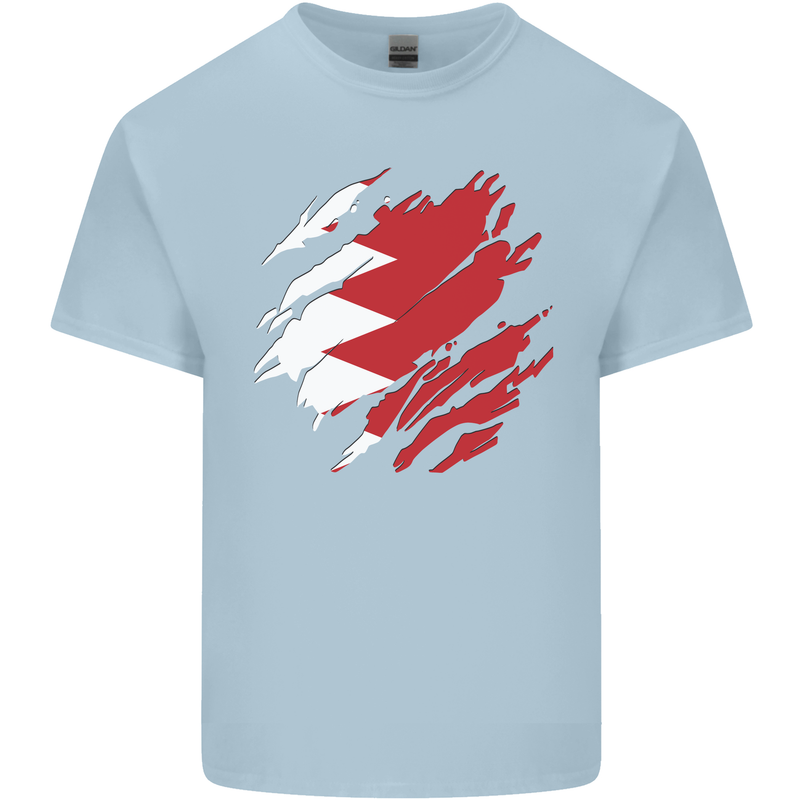 Torn Bahrain Flag Bahraini Day Football Mens Cotton T-Shirt Tee Top Light Blue