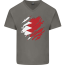 Torn Bahrain Flag Bahraini Day Football Mens V-Neck Cotton T-Shirt Charcoal