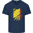 Torn Chad Flag Chadian Day Football Mens V-Neck Cotton T-Shirt Navy Blue