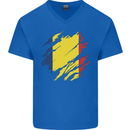 Torn Chad Flag Chadian Day Football Mens V-Neck Cotton T-Shirt Royal Blue