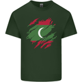 Torn Maldives Flag Maldivian Day Football Mens Cotton T-Shirt Tee Top Forest Green