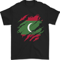 Torn Maldives Flag Maldivian Day Football Mens T-Shirt 100% Cotton Black
