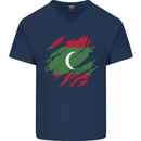 Torn Maldives Flag Maldivian Day Football Mens V-Neck Cotton T-Shirt Navy Blue