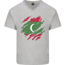 Torn Maldives Flag Maldivian Day Football Mens V-Neck Cotton T-Shirt Sports Grey