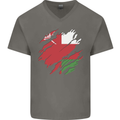Torn Oman Flag Omani Day Football Mens V-Neck Cotton T-Shirt Charcoal