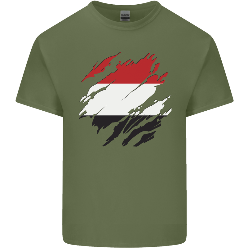 Torn Yemen Flag Yemeni Day Football Mens Cotton T-Shirt Tee Top Military Green