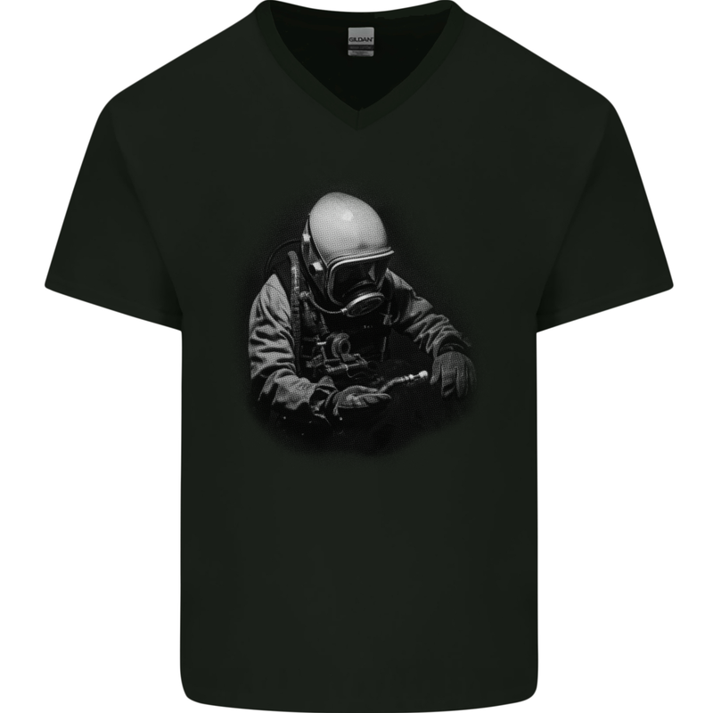 Underwater Welder Scuba Diving Diver Mens V-Neck Cotton T-Shirt Black