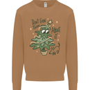 A Dog Weeing on a Christmas Tree Xmas Funny Mens Sweatshirt Jumper Caramel Latte