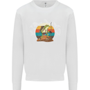 A Frog Hiking in the Mountains Trekking Mens Sweatshirt Jumper White
