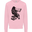 A Raven Reading a Book Literature Mens Sweatshirt Jumper Light Pink