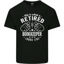 A Retired Bookkeeper Looks Like Mens Cotton T-Shirt Tee Top Black