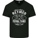 A Retired Personal Trainer Looks Like Mens V-Neck Cotton T-Shirt Black