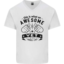 Awesome Vet Looks Like Veterinarian Mens V-Neck Cotton T-Shirt White