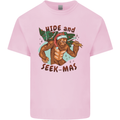 Bigfoot Hide and Seekmas Funny Christmas Mens Cotton T-Shirt Tee Top Light Pink