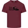 Biker Going Down on One Knee Motorcycle Mens Cotton T-Shirt Tee Top Maroon
