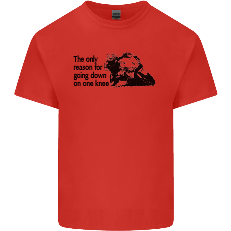 Biker Going Down on One Knee Motorcycle Mens Cotton T-Shirt Tee Top Red