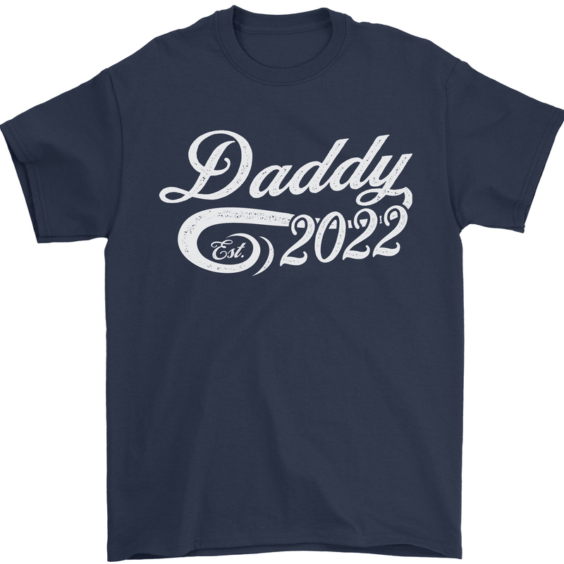 Daddy Est. 2022 Funny Father's Day Mens T-Shirt Cotton Gildan Navy Blue