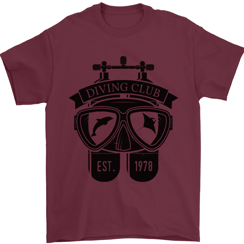 Scuba Diving Club Diver Deep Sea Wreck Mens T-Shirt Cotton Gildan Maroon