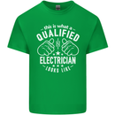 This Is What a Qualified Electrician Looks Like Mens Cotton T-Shirt Tee Top Irish Green