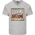 You're Looking at an Awesome Skier Mens V-Neck Cotton T-Shirt Sports Grey